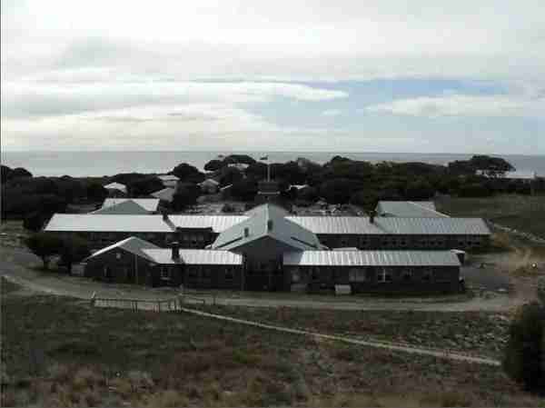 Rottnest Island Asbestos Removal and Roof Replacement